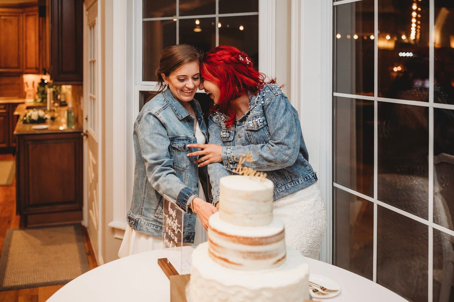 A wedding reception at The Manor at 12 Oaks